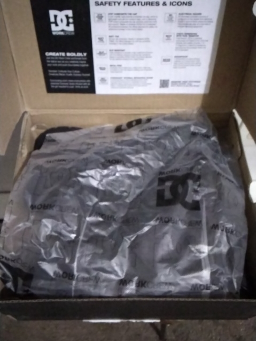 DC Men's Black Lace-Up Tactical Work Boots/Sneakers - Picture 14 of 14